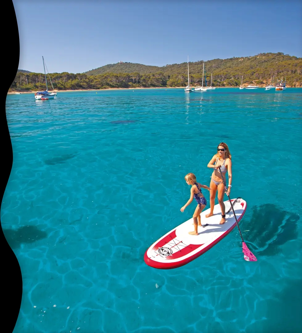Woman and child enjoying sailing – Charter insurance hero image